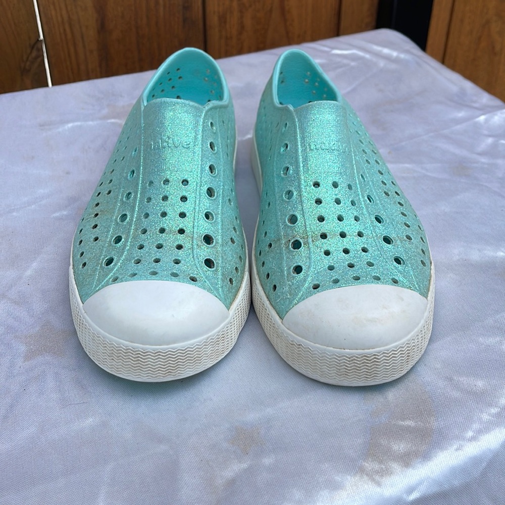 Native Jefferson Turquoise Blue Sparkle